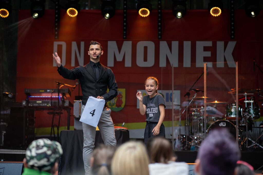 Występ iluzjonisty dla dzieci