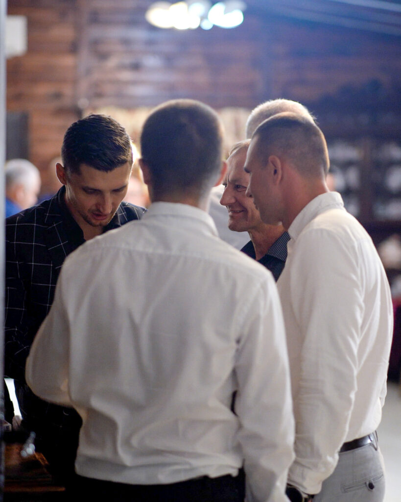 Iluzjonista na imprezie firmowej integracyjnej - iluzja z bliska