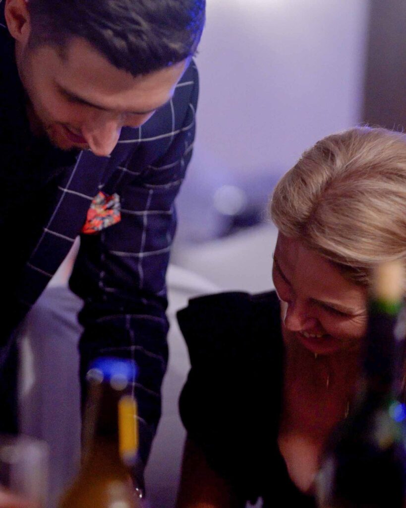 Pokaz iluzjonisty na imprezie firmowej - iluzjonista dla firmy